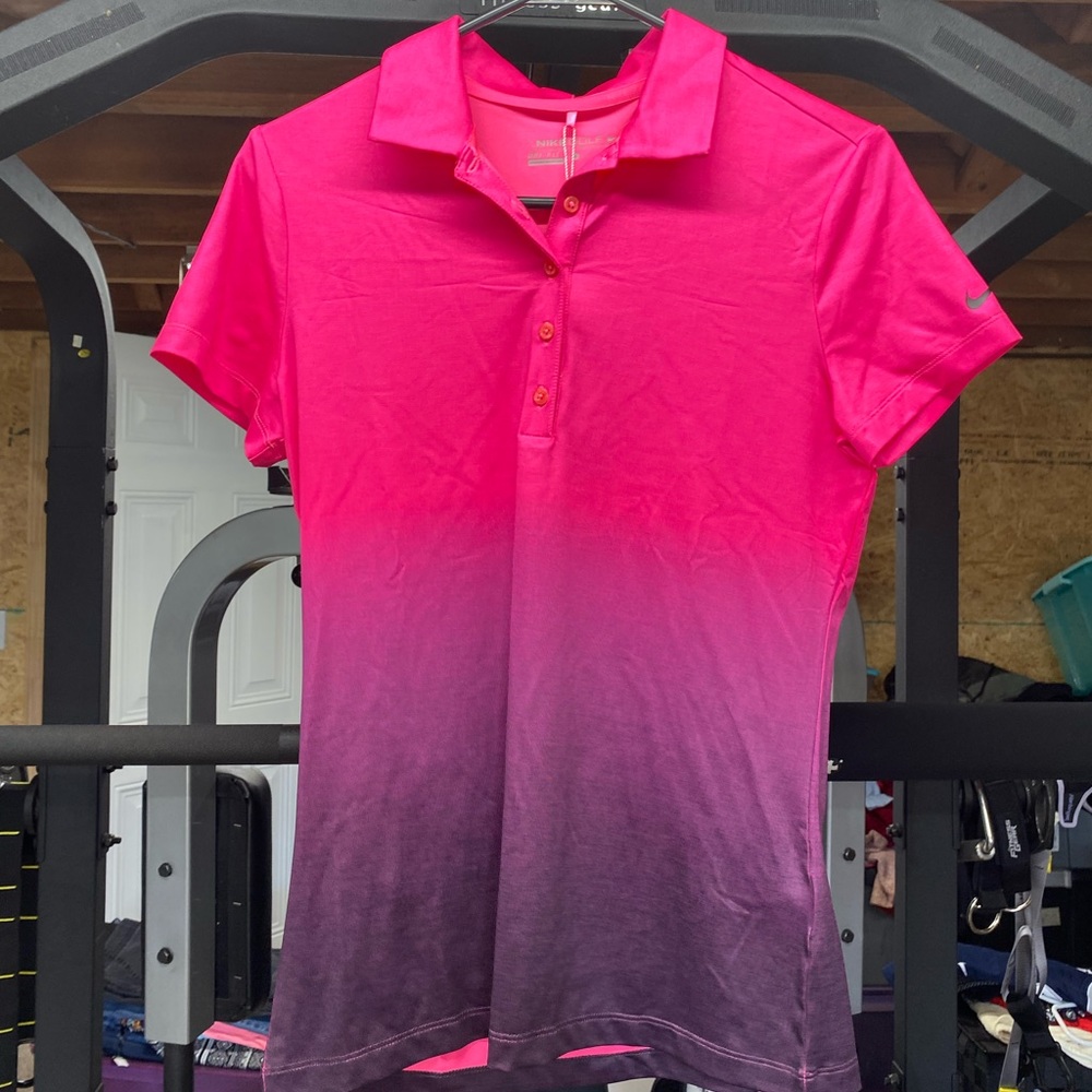 NIKE golf top